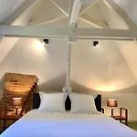 Domaine De La Sabliere 5*